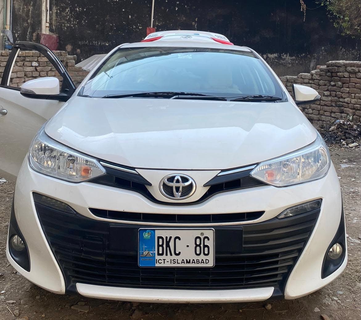 TOYOTA YARIS
